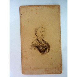 Fotografia all'Albumina "Ritratto di Maria Vaccher in Giordano - Fotografo NICCOLA SCARSELLI FIRENZE" 1870 circa