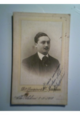 Fotografia "PREMIATA FOTOGRAFIA A LUCE ARTIFICIALE D. SCARPINO & FIGLI CATANZARO 1910"