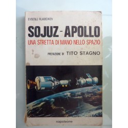 SOJUZ  - APOLLO UNA STRETTA D MANO NELLO SPAZIO