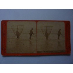Fotografia stereoscopica "MARINES INSTANTANEES  Pecheurs de Crevettes"