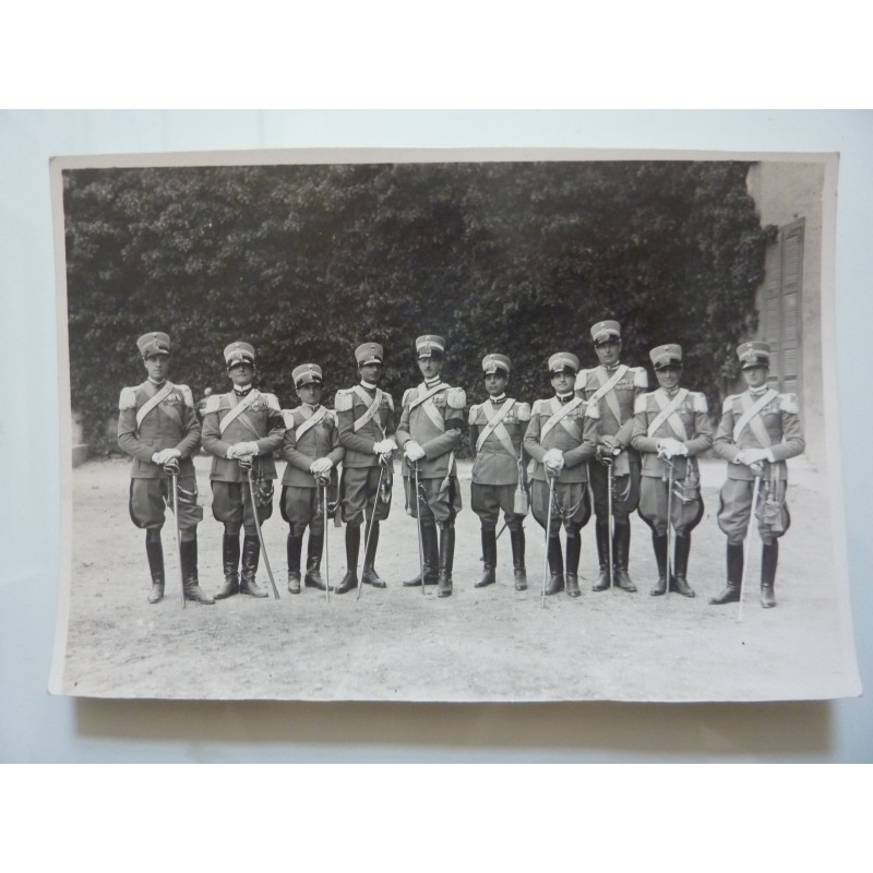 Fotografia "MILITARI IN POSA Scuola Ufficali Artiglieria Regio Esercito Italiano, Moncalieri"